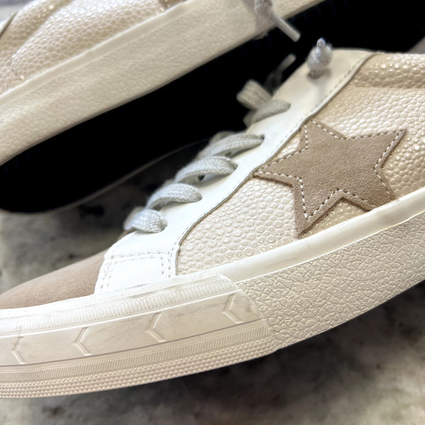 Vintage Havana Brenda Low Top Two Tone Star Sneakers Size 7.5