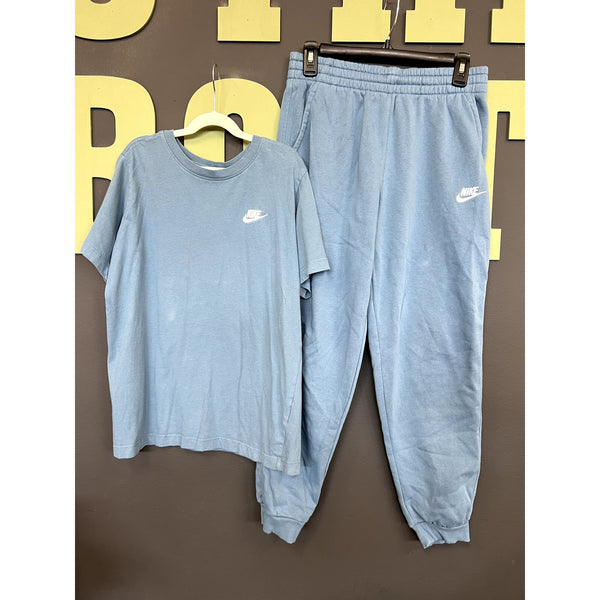Nike Baby Blue Jogger + T-Shirt Two Piece Set Size Youth XL