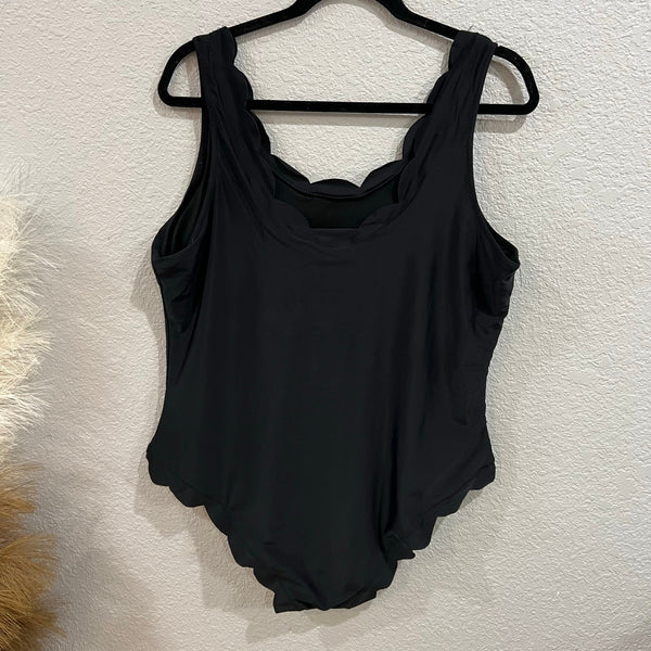 Women's Black Scalloped One Piece Swimsuit 2XL