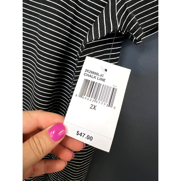 NWT All at Once Black + White Striped V-Neck Top Size 2XL