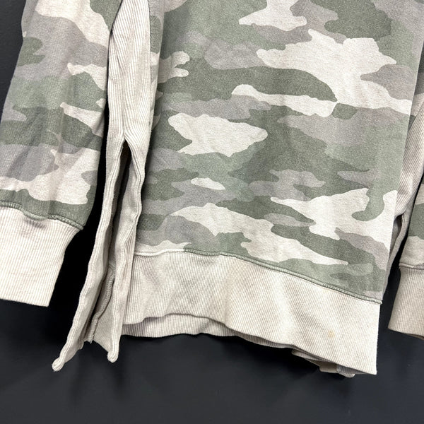 Aerie Side Slit Crew Neck Light Camo Pullover Size Large