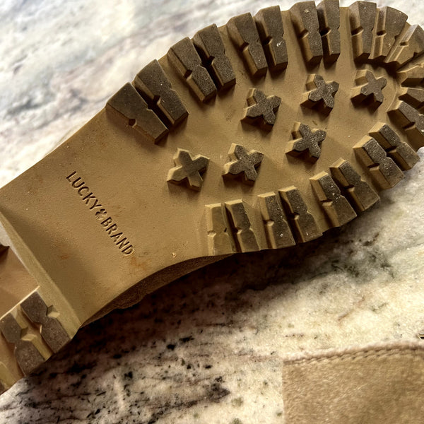 Lucky Brand Hazyl Fossilized Suede Ankle Lug Booties Size 7.5