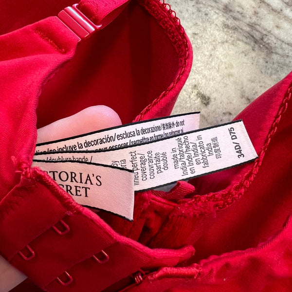 Victoria's Secret Body By Victoria Lined Perfect Coverage Red Lace Bra 34D