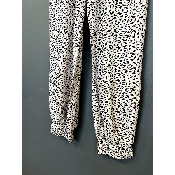 Women's Leopard Flowy Business Casual Joggers Size M