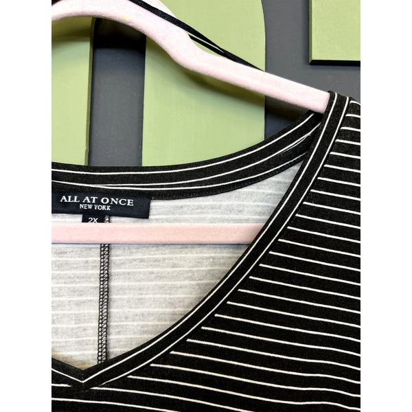 NWT All at Once Black + White Striped V-Neck Top Size 2XL