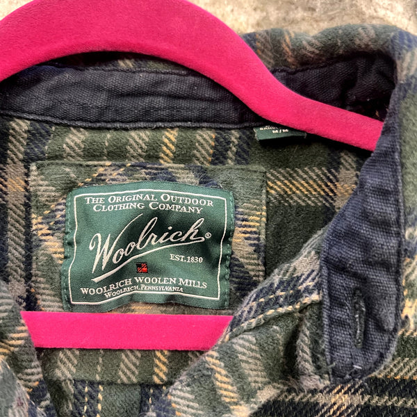Woolrich Men's Dark Green + Yellow Button Down Flannel Size Medium