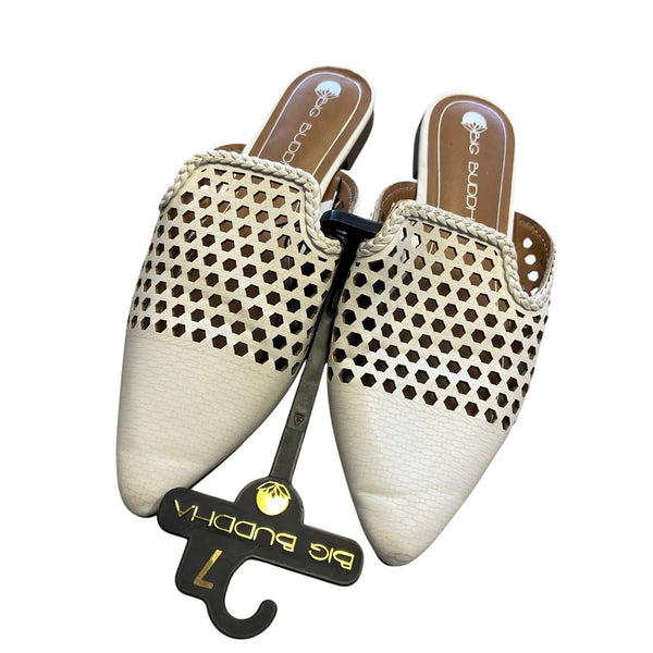 NWT Big Buddha White Woven Mule Pointed Toe Sandal Size 7