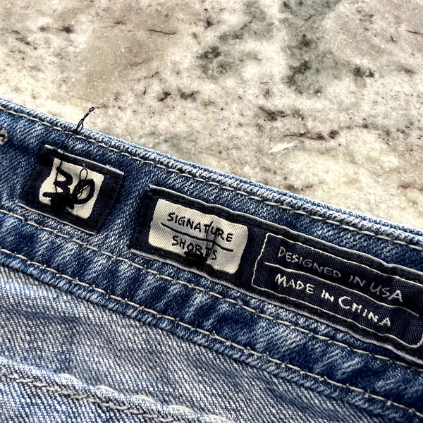 Miss Me Light Wash Denim Cutoff Shorts Size 30