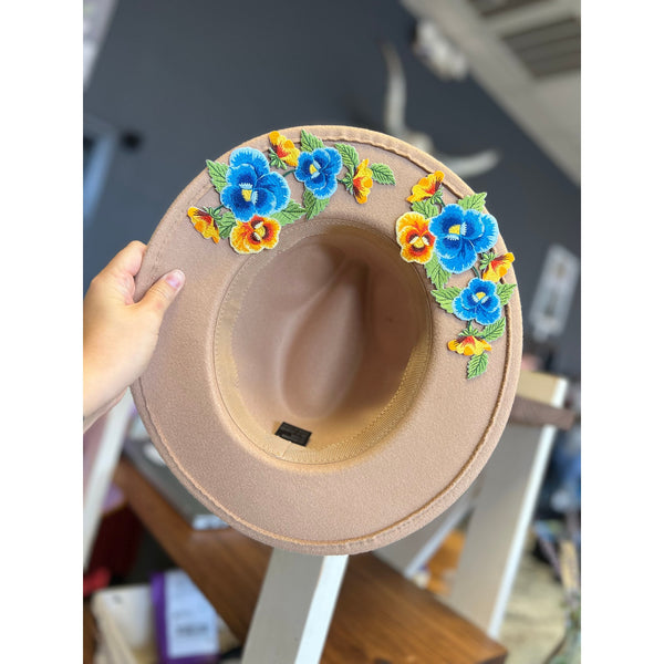Light Tan Wide Brim Felt Hat with Florals