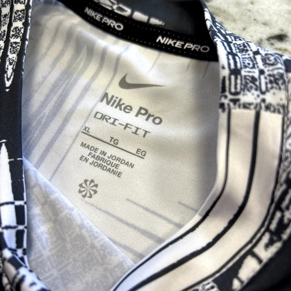 Nike Pro Dri Fit Boys Black + White Compression Top Size Youth XL