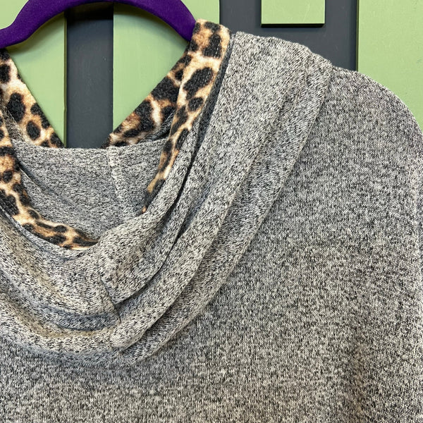 Haptics Gray + Leopard Hooded Cozy Pullover Size Large