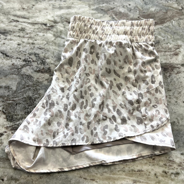 Avia Ivory Leopard Running Shorts Size XL
