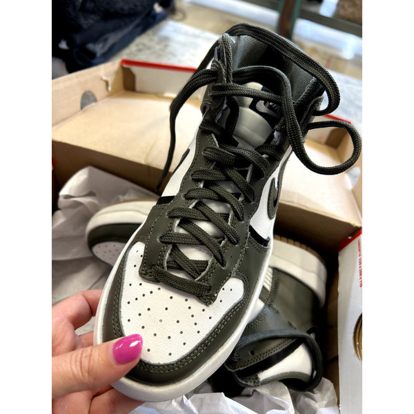 NIB Women's Nike Dunk High Up Cargo Khaki Sneakers Size 5.5