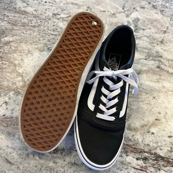 Van's Low Top Skate Sneakers Women's Size 10