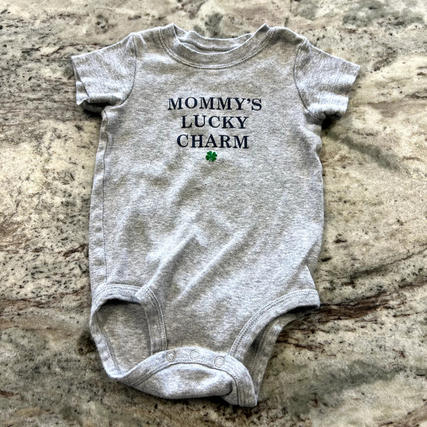 Mommy's Lucky Charm Gray One Piece Size 12 Mo
