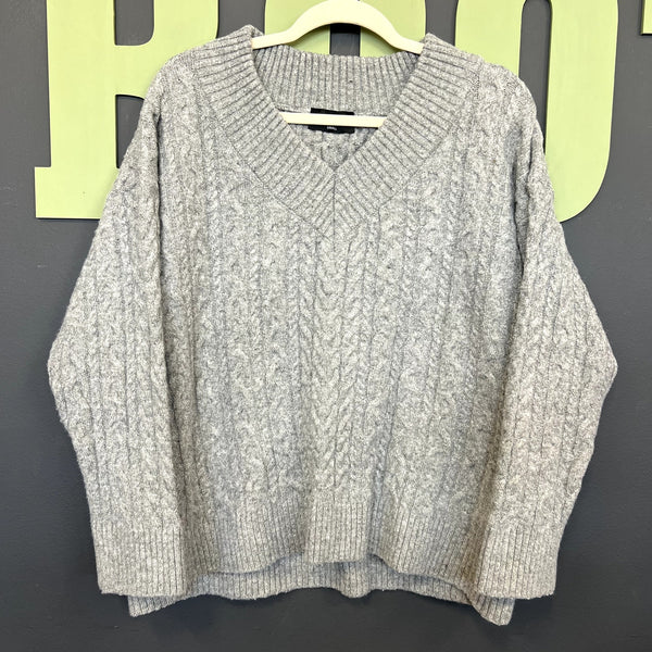 The Refinery Gray Chunky Cable Knit V-Neck Sweater Size Small