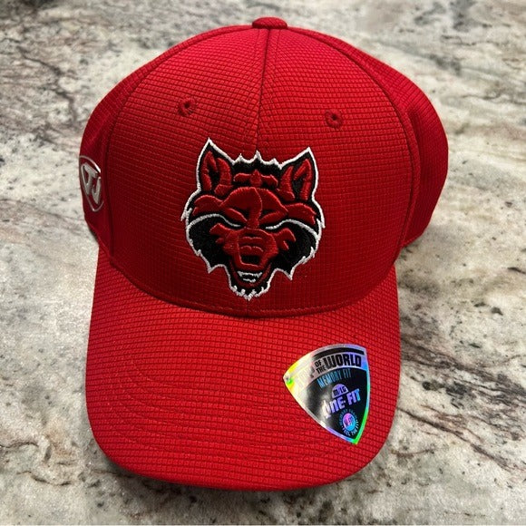 NWT Astate Memory Fit Red Red Wolf Hat Cap