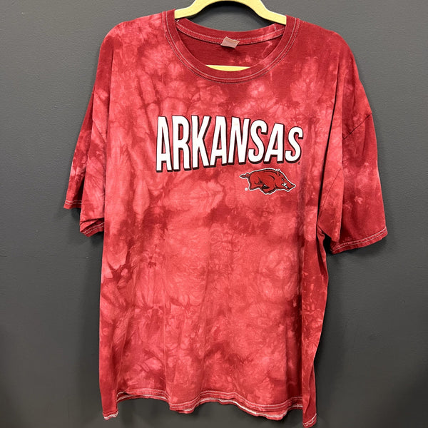 Unisex Arkansas Razorbacks Tie Dye Graphic Tee Size 2XL