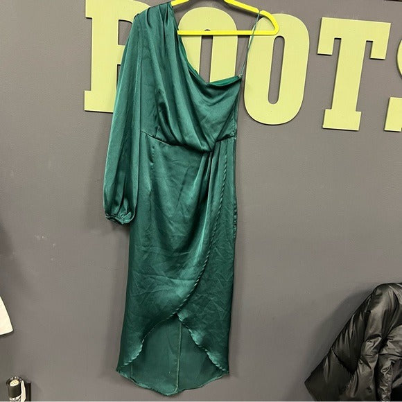 NWT Dress Day Green Satin One Shoulder Wrap Dress Size Medium