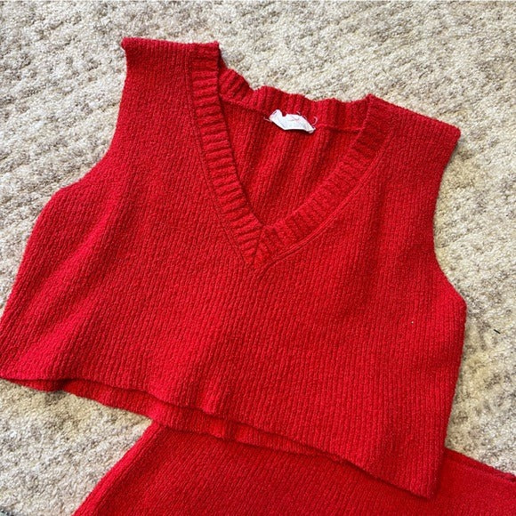 Day + Moon Red Sweater & Skirt Set Women’s Size Large