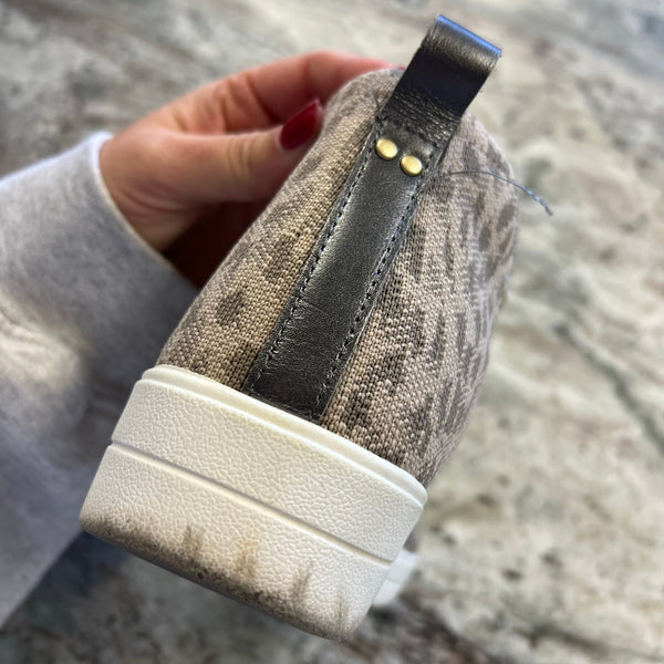 Ryka Light Leopard Slip On Wedge Shoes Size 8.5