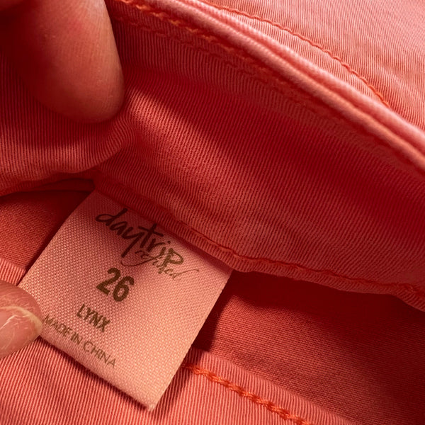 Daytrip Refined Lynx Coral Denimi Shorts Size 26