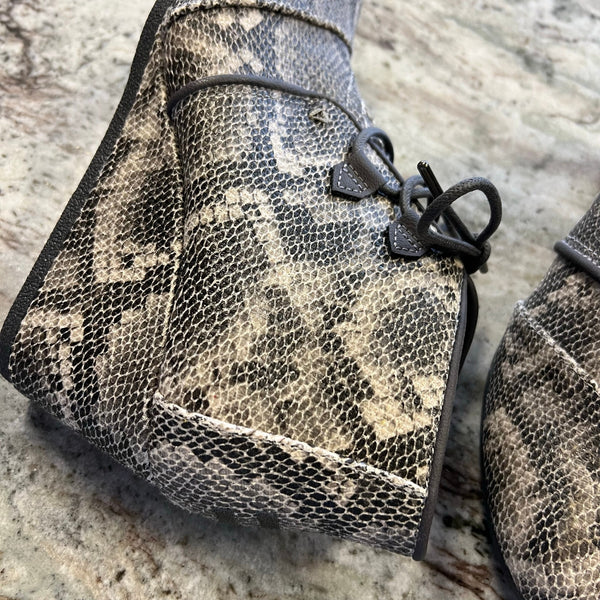 NWOT TOMS Snakeskin Wedge Lace Up Boots Size 9.5