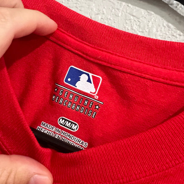 NWT STL Cardinals Genuine Merchandise Red Logo T-Shirt Medium