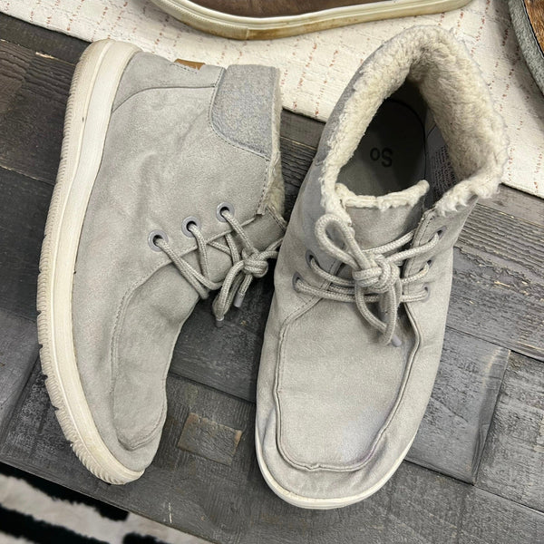 SO Women's Gray Sherpa Lined Shoes Size 8.5