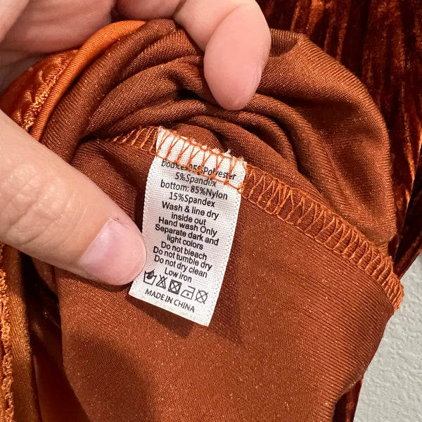 Mia Joy Dark Orange Velvet Scoop Neck Henley Short Sleeve Bodysuit Size Medium