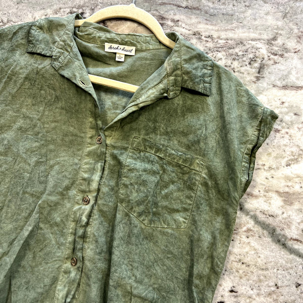 Derek Heart Acid Wash Olive Green Button Down Top Size Small