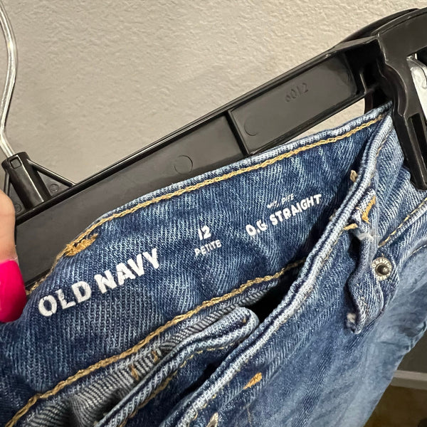 Old Navy Medium Wash Mid Rise OG Straight Leg Jeans Size 12 Petite