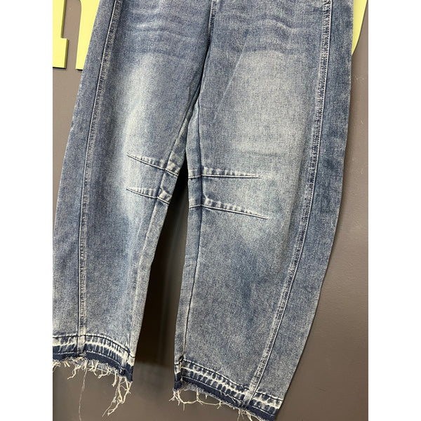 Women's Raw Hem Barrel Jeans Size Small