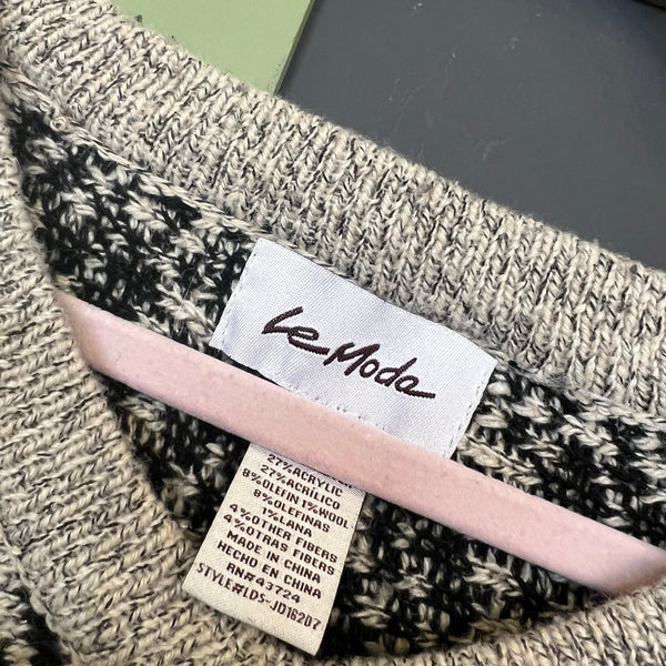 Women's Gray + Black Aztec Heavy Shaw One Size