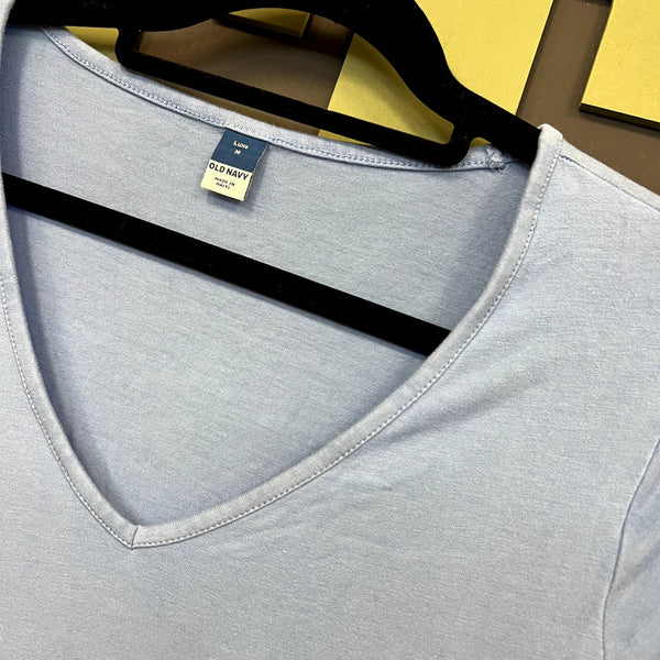 Old Navy Luxe Light Blue V-Neck Tee Medium