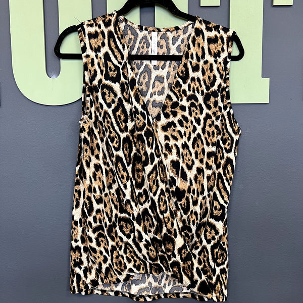 Leopard V-Neck Twist Front Sleeveless Blouse Medium