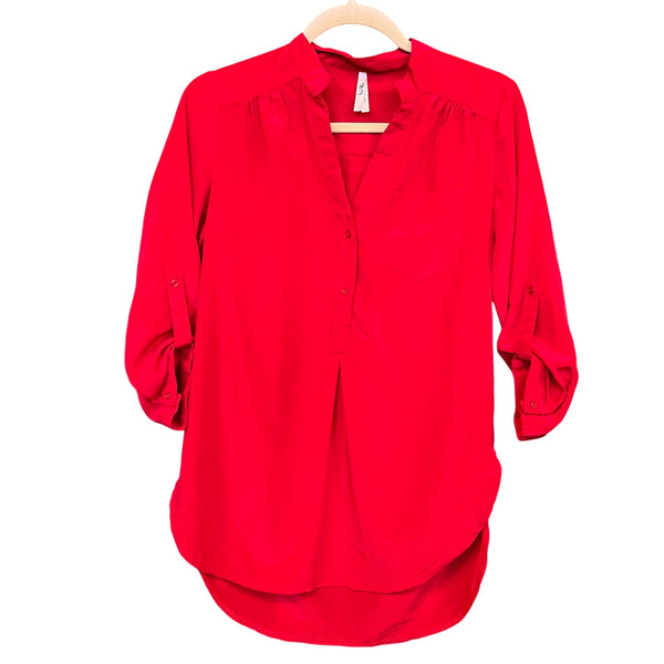 Truth Red 3/4 Sleeve Henley Blouse Small