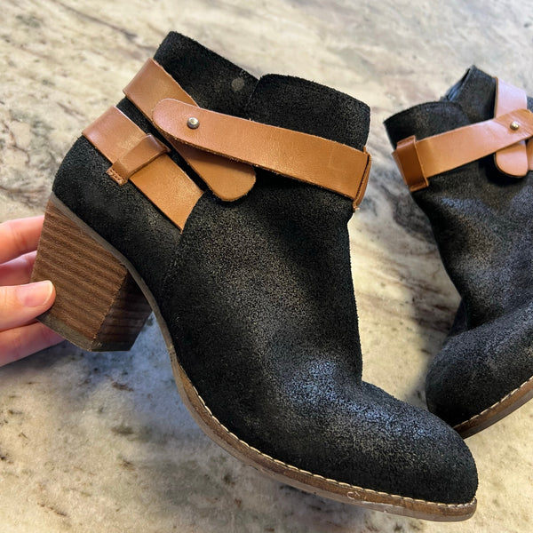 Dolce Vita Black Suede Heeled Booties Size 7.5