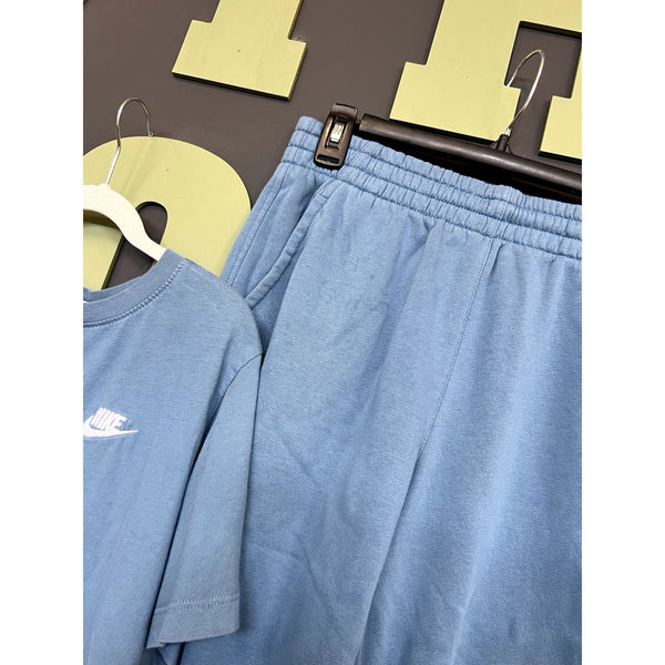 Nike Baby Blue Jogger + T-Shirt Two Piece Set Size Youth XL