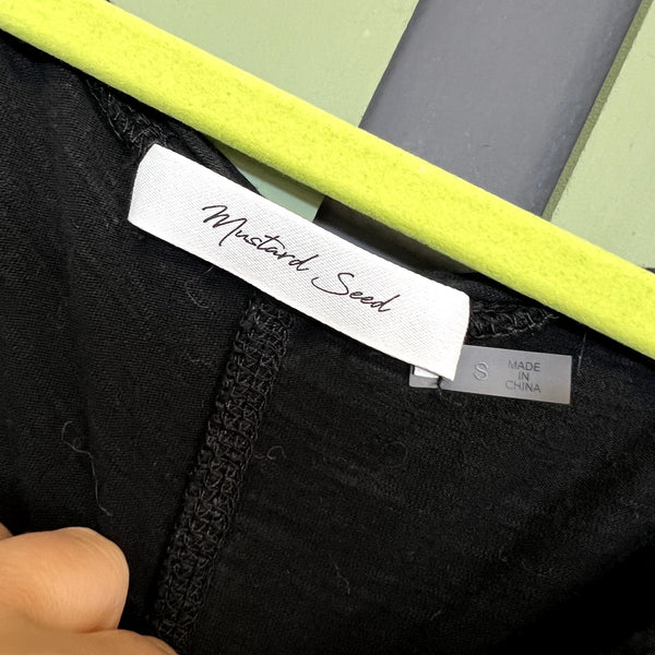 Mustard Seed Black Oversized V-Neck Top Small