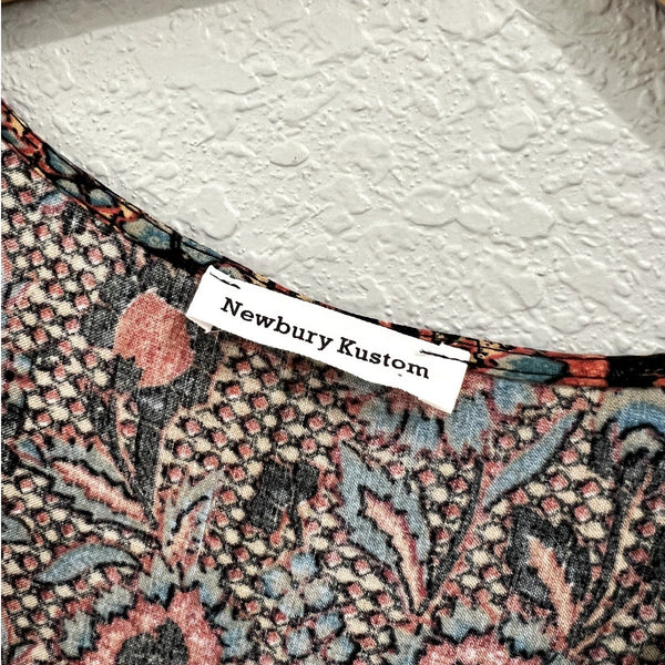 Newbury Kustom Boutique V-Neck Button Front Maxi Dress Medium