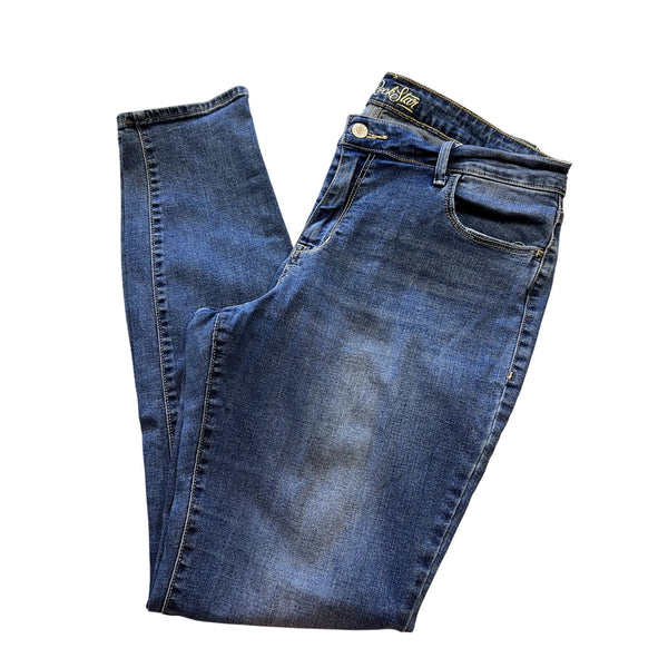 Old Navy Rockstar Medium Wash Skinny Jeans Size 14