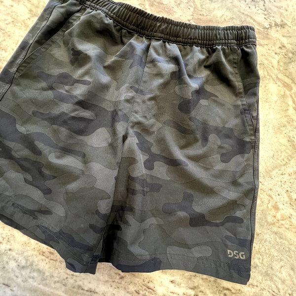 DSG Black Camo Unlined Athletic Shorts Size Youth Medium