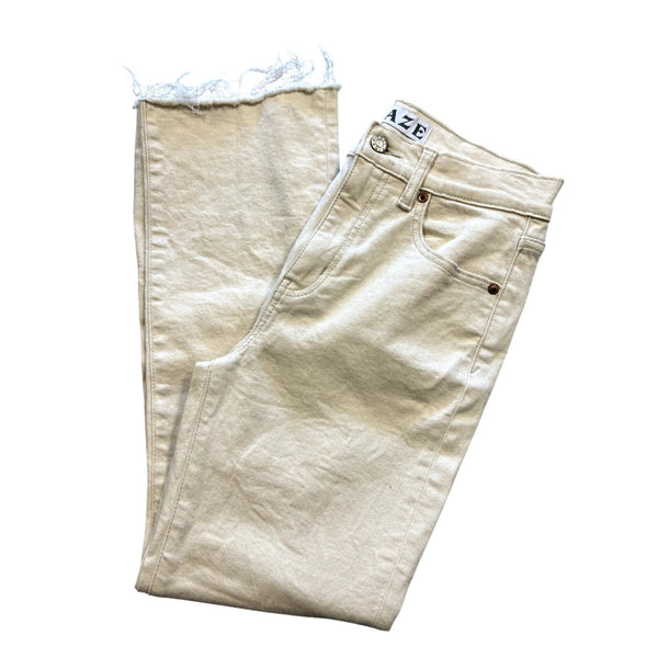 Daze Denim Cropped Ivory Raw Hem Jeans Size 25