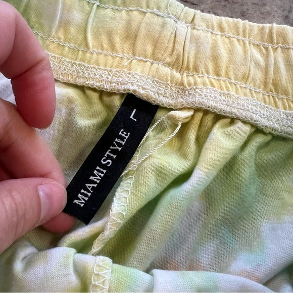 Tie Dye Elastic Waist Shorts Size Large