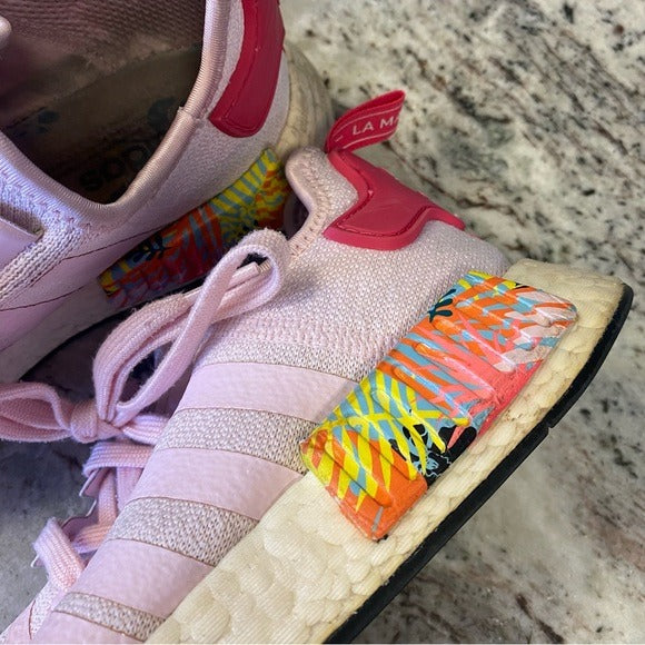 Adidas Women’s NMD R1 Pink Floral Tropical Sneakers Size 9
