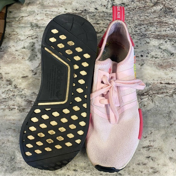 Adidas Women’s NMD R1 Pink Floral Tropical Sneakers Size 9