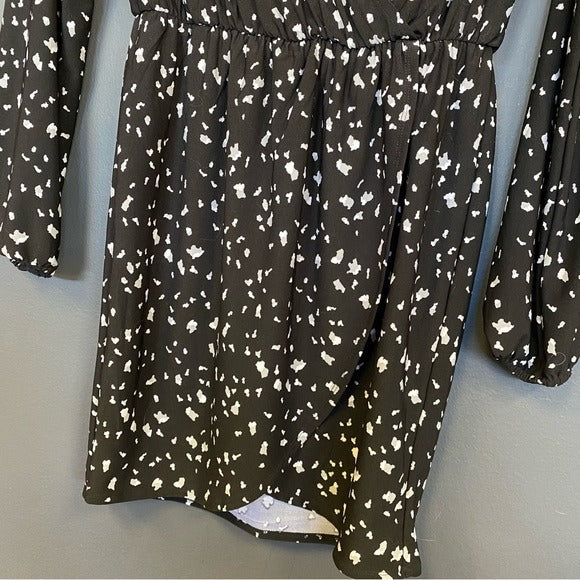 Forever 21 Black + Gray Leopard Print Wrap Long Sleeve Wrap Dress Small