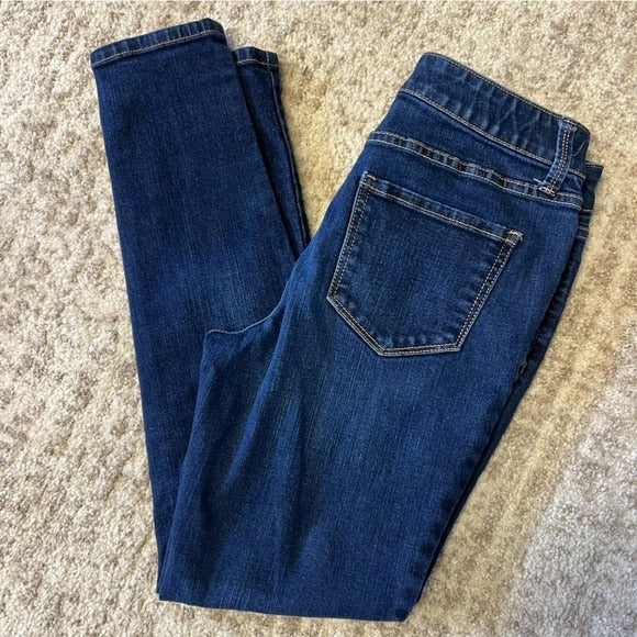 St. John’s Bay Dark Wash Skinny Jeans Size 4 Petite