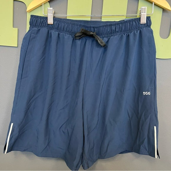 NWT DSG 7” Stride Shorts Size M